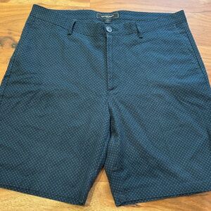 Saks Fifth Avenue COLLECTION Men’s Shorts